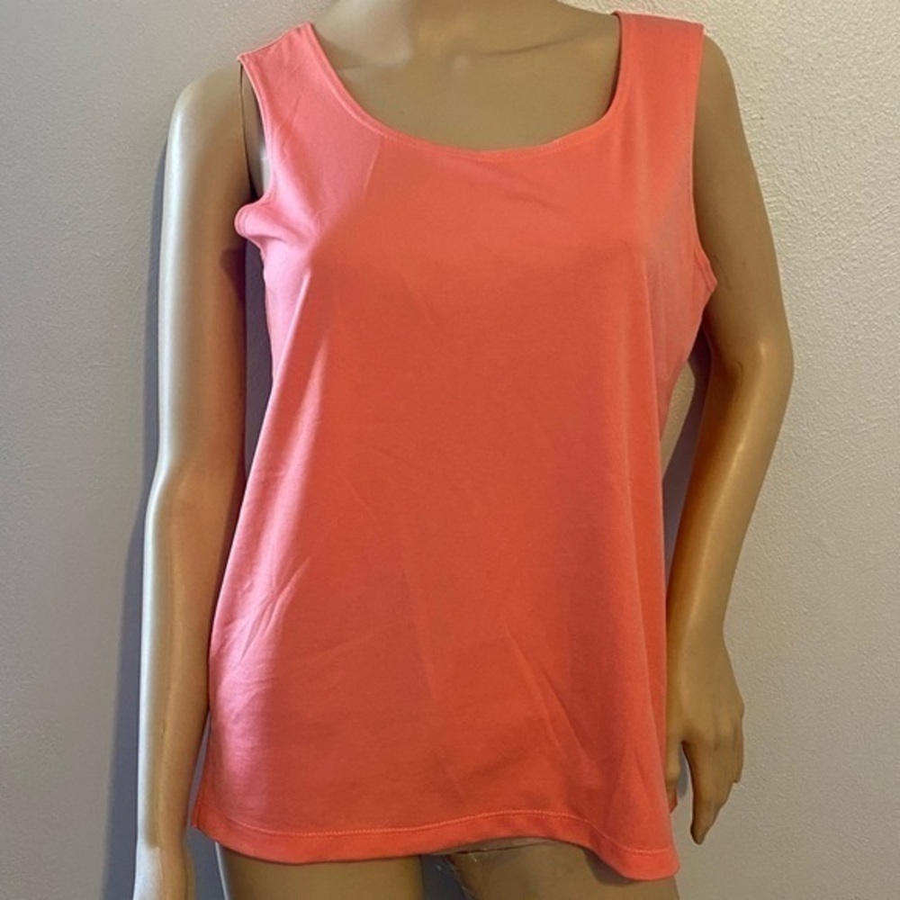 Susan graver pink top size M